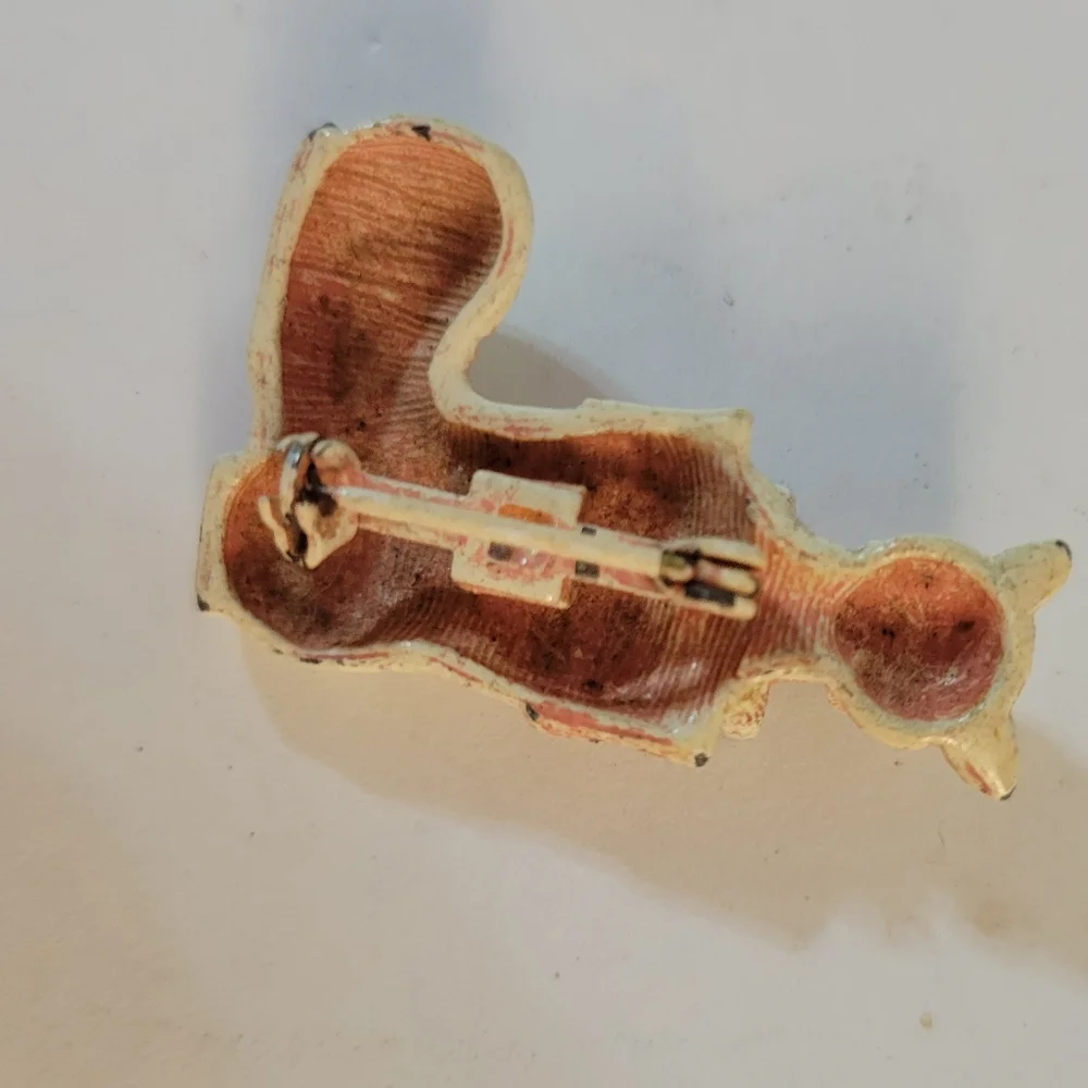 Vintage Enameled Cat In Boot Brooch
